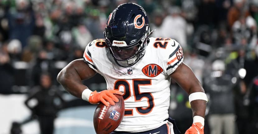 Bears Maul Eagles on Black Friday