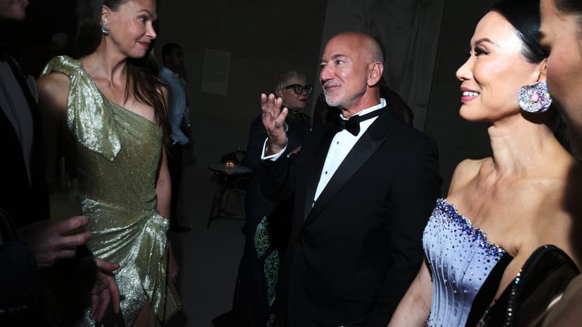 Bezos, Zuckerberg Skip Met Gala Red Carpet