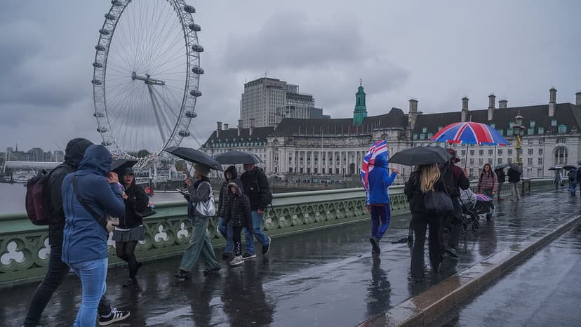 UK Endures Gloomiest October in 60 Years