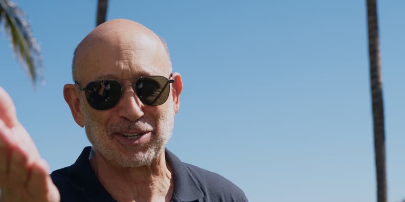 Ex-Goldman CEO: Private Credit's Retail Push is 'Crazy'