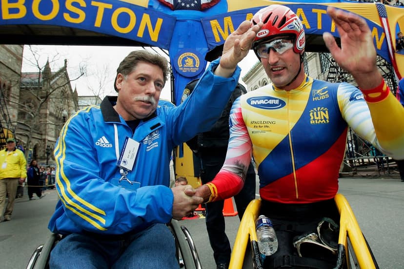 Wheelchair Racing Pioneer Bob Hall Dies at 74