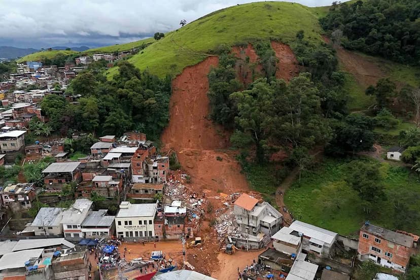 Brazil Floods: 30 Dead, 39 Missing in Minas Gerais
