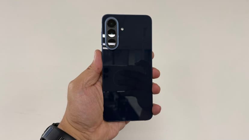 Nothing Phone (4a) Pro Nabs Budget Crown