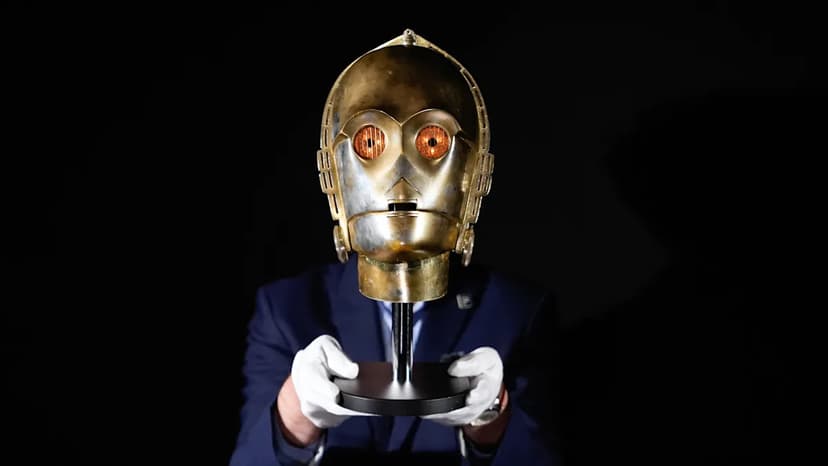 C-3PO Head Smashes Auction Record!