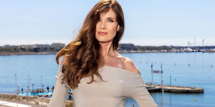 Model's Near-Death Health Crisis: Raw Food Saved Her