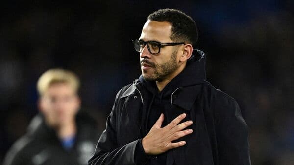 Chelsea Sacks Coach Liam Rosenior After Dismal Run