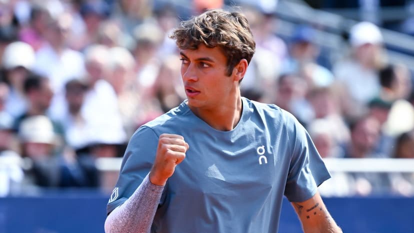 Cobolli Stuns Zverev for Munich Final Berth