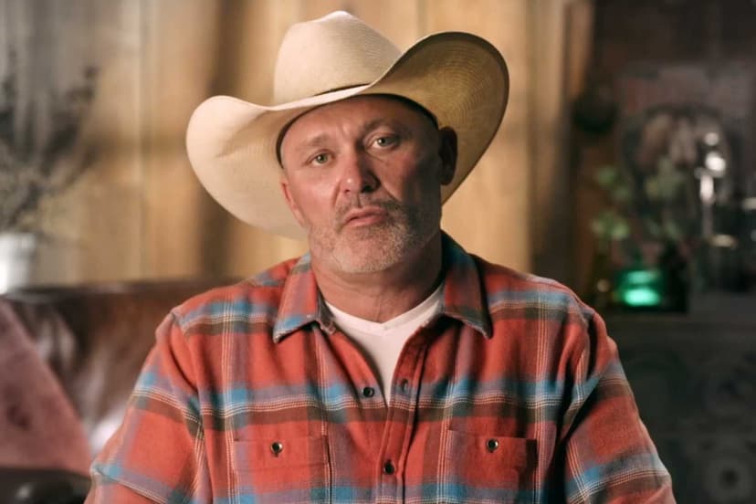 Cowboy Star Reports to Prison for Fraud