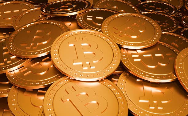 US Aims to Be Crypto Capital: Home Buying Revolution