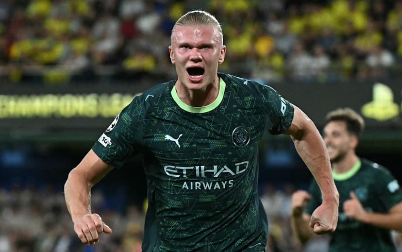 City Turn Back Clock with PlayStation Football to Sink Yellow Submarine