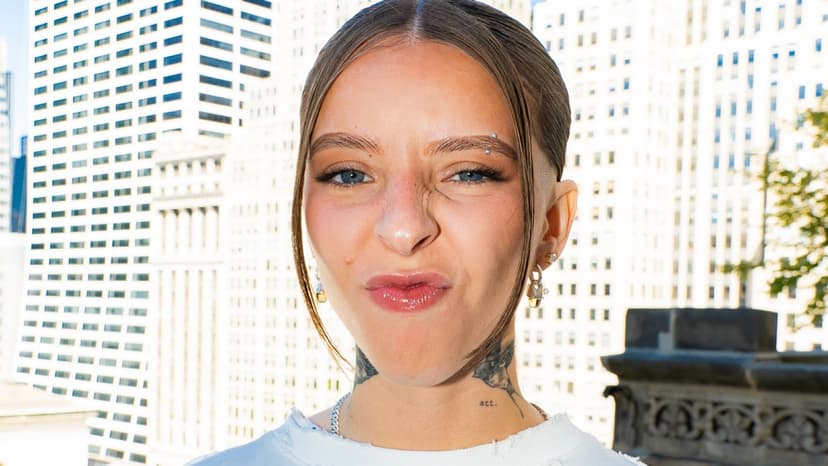 Puerto Rican Artist Young Miko to Headline El Choli Arena in 2025