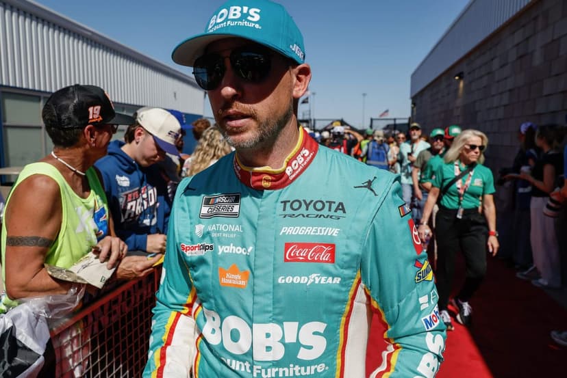 Hamlin's Comeback: From Boos to Cheers