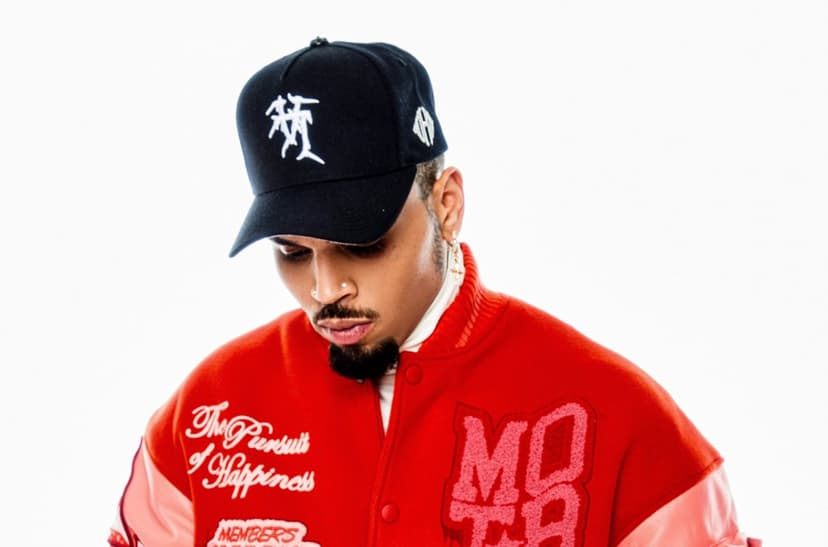 Chris Brown Dethrones Drake, Reclaims Rhythmic Airplay Throne