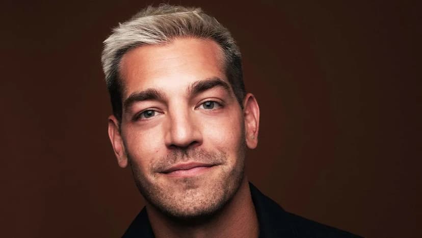 Matt Rogers Hosts Acclaimed Las Culturistas Culture Awards