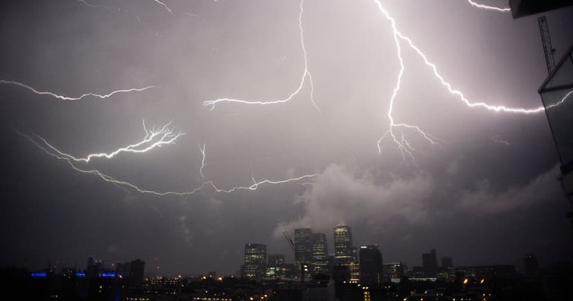 Powerful Low-Pressure System to Bring Stormy Weather to UK This Sunday