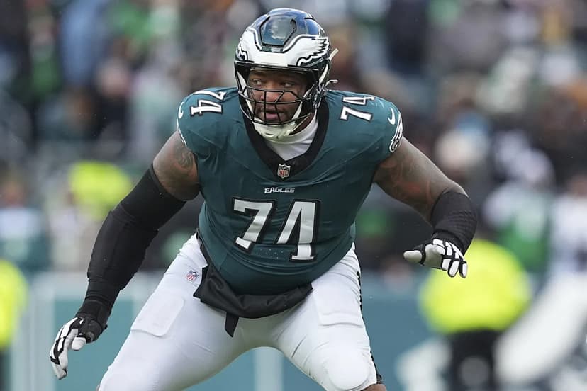 Eagles Re-Sign Fred Johnson for 2026 Season