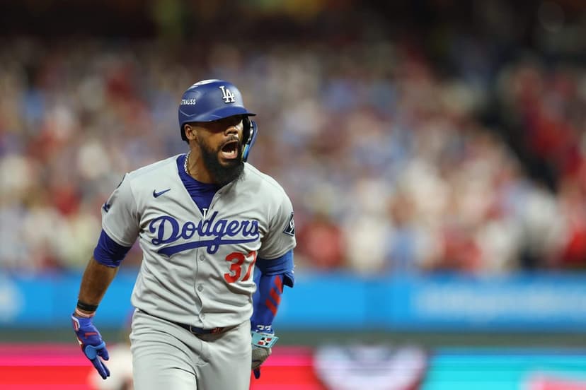 Hernández's Clutch Homer Lifts Dodgers Over Phillies in NLDS Opener
