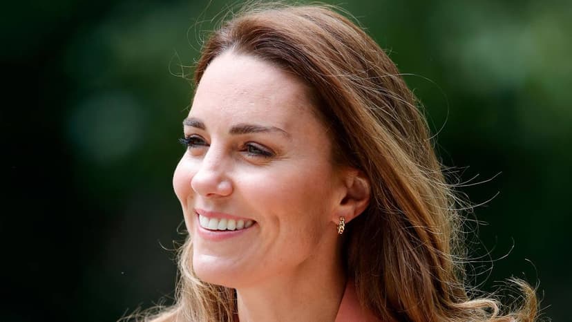 Royal's Young Kate Star Soars in New Hit Show