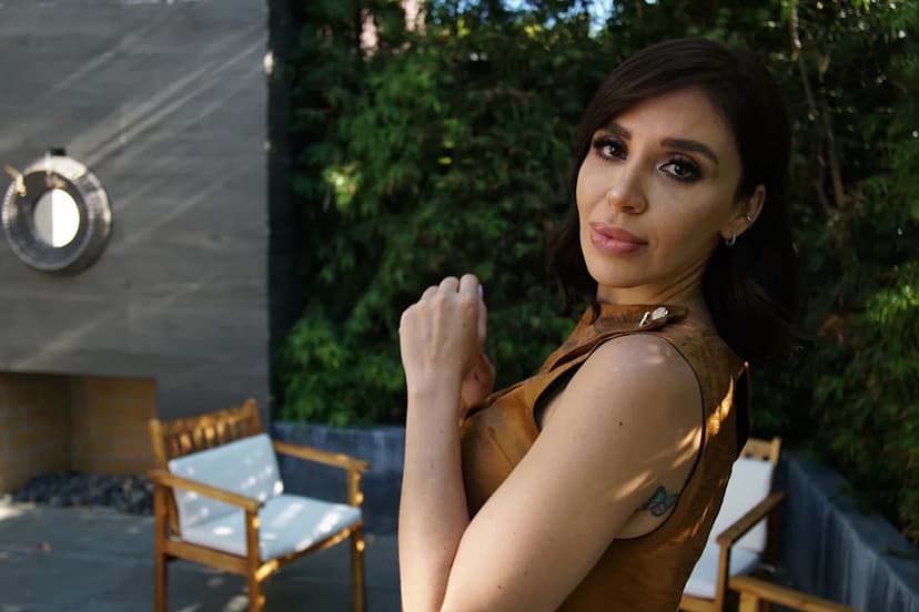 El Chapo's Wife: Love, Lies, and Prison