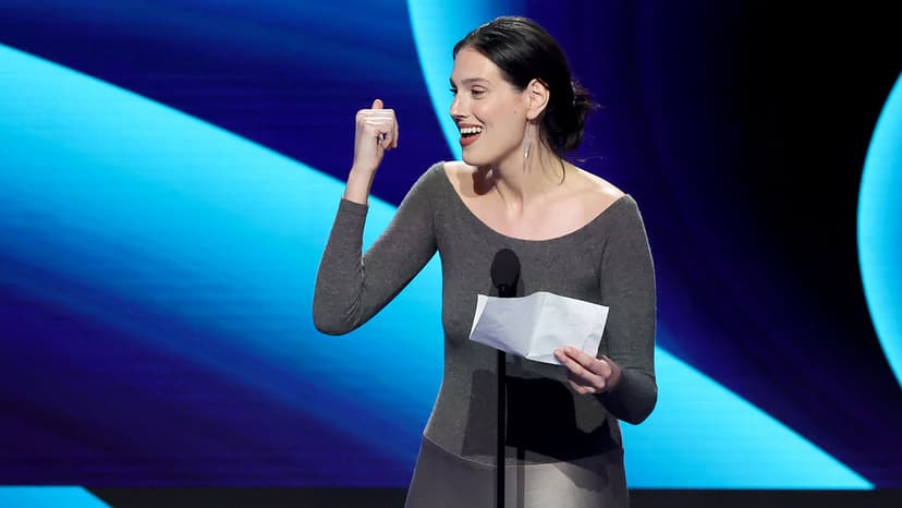 Eva Victor Shines in 'Sorry, Baby' Debut