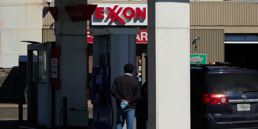ExxonMobil Eyes Texas for Legal Home, Cites Shareholder Abuse
