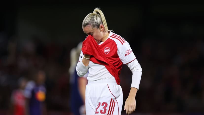 Reigning Champions Arsenal Stumble in Champions League Opener