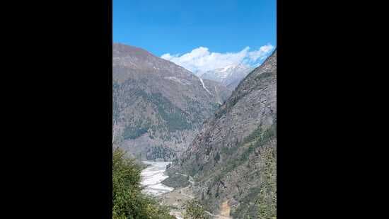 Himalayan Glaciers Vanish, Imperiling Livelihoods in Bhagirathi Basin