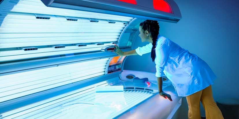 FDA Reverses Tanning Bed Ban for Minors