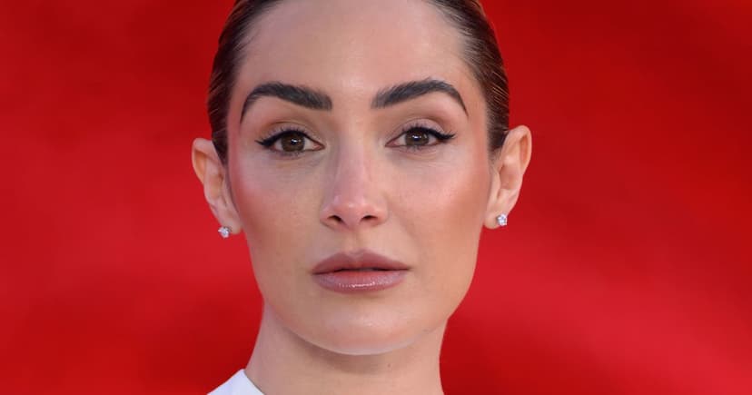 Frankie Bridge Stuns In Budget Gown