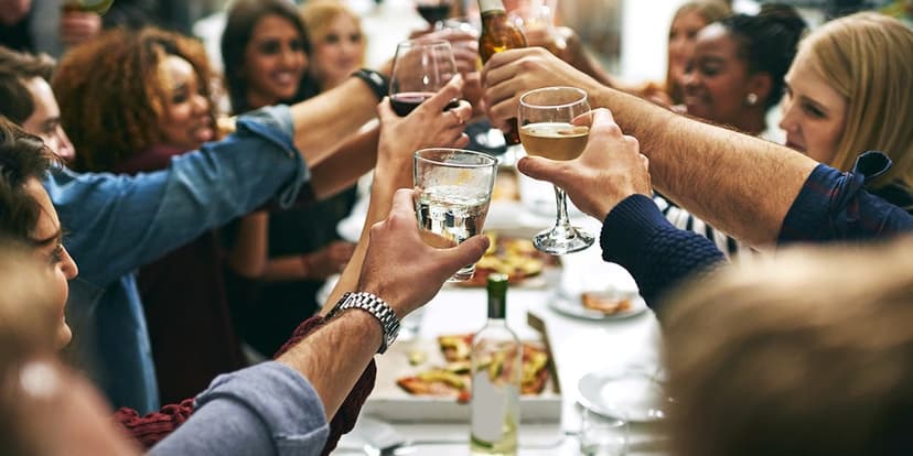 Gen Z Dines With Strangers to Beat Loneliness