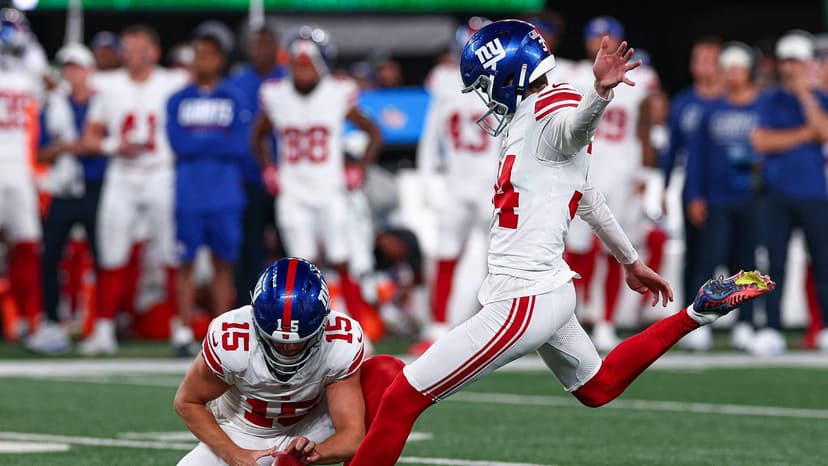 Giants Rookie Kicker Lights Up Week 3