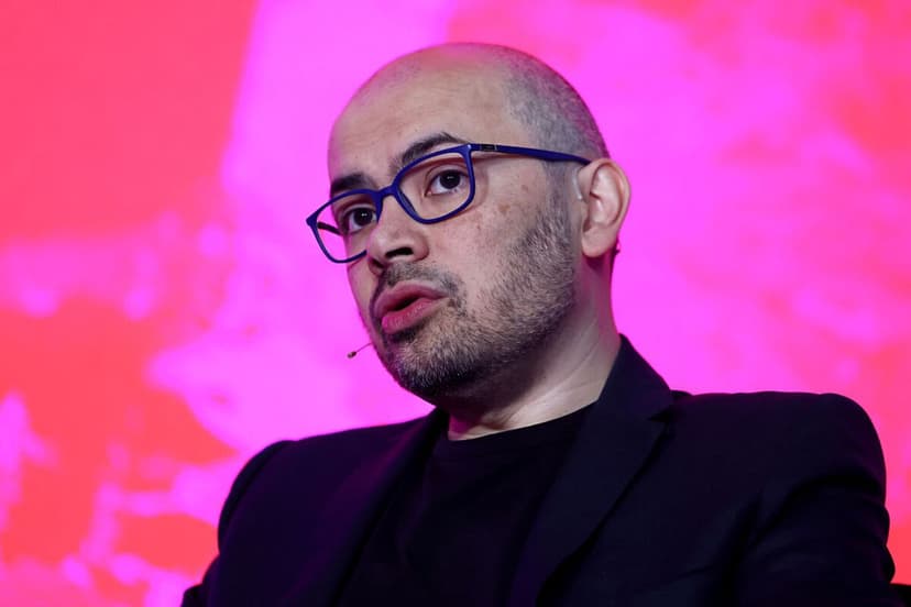 Hassabis' AI Glasses: Google's Next Era?