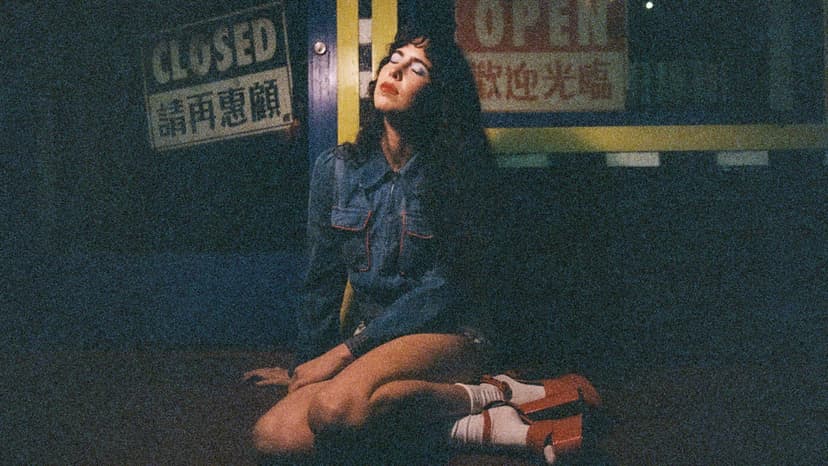 Haylie Davis: Gen Z's Retro Folk-Pop Star