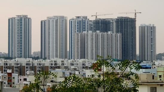 War Fears Stall Home Buys Amid Inflation Woes