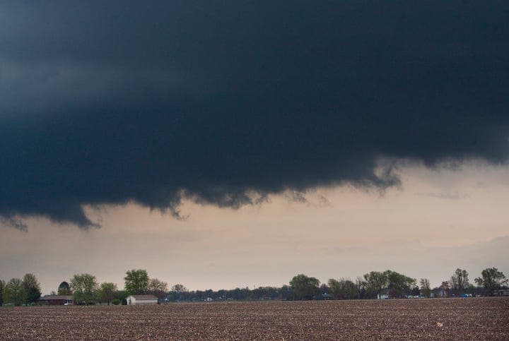 Illinois Braces for EF3 Tornado Threat