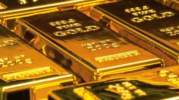 Iran Strait Blockade Fuels Oil Price Hikes