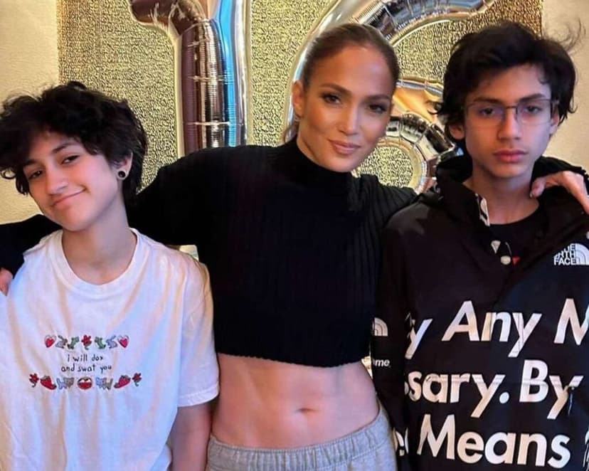 J.Lo's Kids Want Her to Stalk Stars!