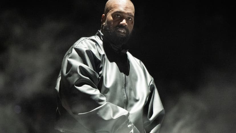 Kanye West Apologizes for Antisemitic Remarks