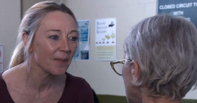 Kelli Hollis: Drug baron father and unexpected career.