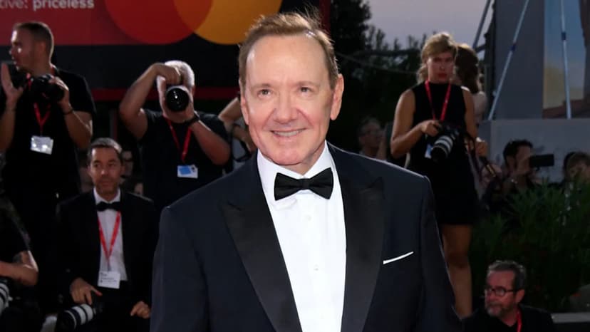 Kevin Spacey: Homeless Actor Living in Hotels