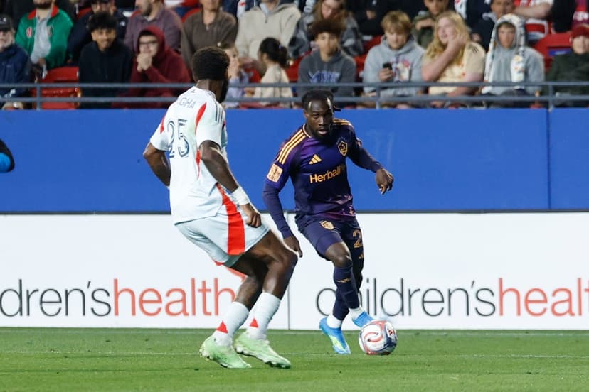 Galaxy Eye Road Warrior Status vs. Crew