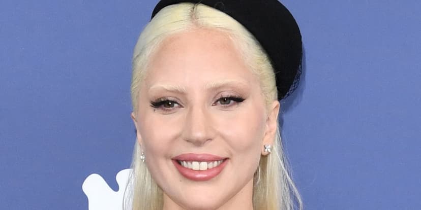 Lady Gaga's New Jet Black Hair Stuns in Paris