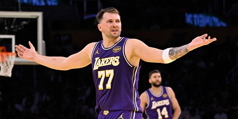 Lakers Star Dončić Suffers Season-Ending Hamstring Injury