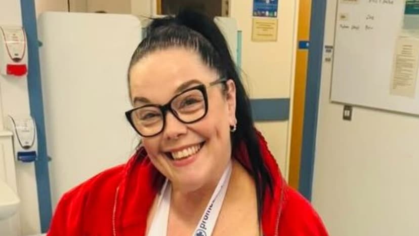 Lisa Riley Undergoes Thumb Surgery After Home Accident
