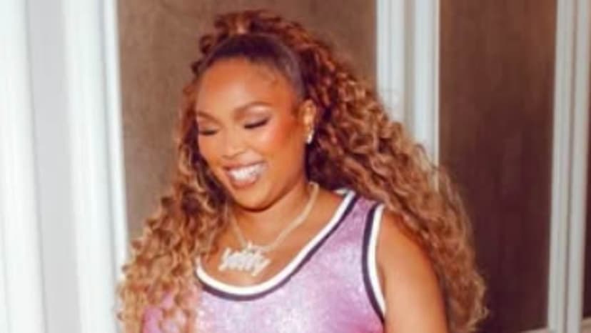 Lizzo Flaunts Incredible Weight Loss Results