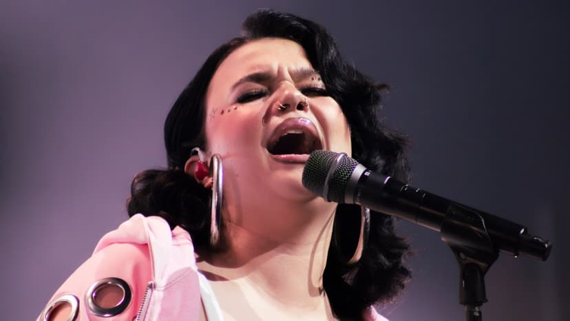 Lola Young Commands SXSW Stage Post-Grammy Win