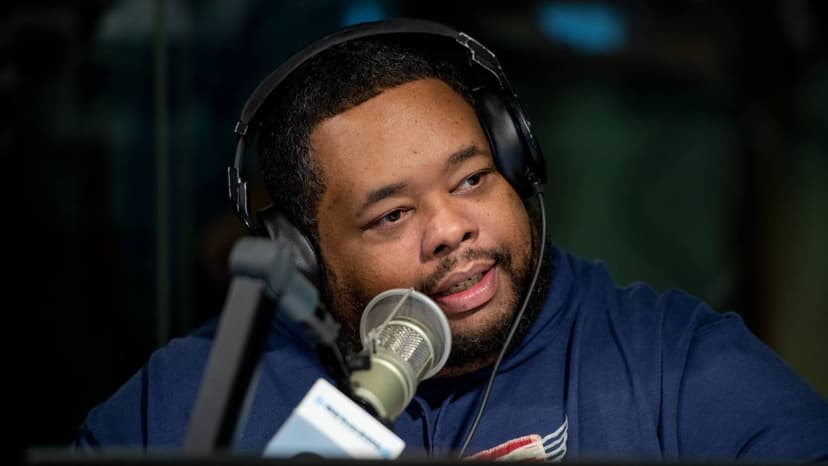 Hip-Hop Radio Legend Lord Sear Dies at 53