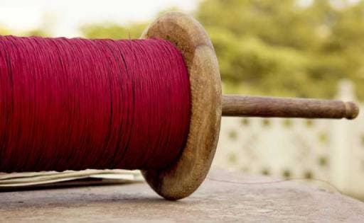 Man Injured by Sharp Kite String in Lucknow