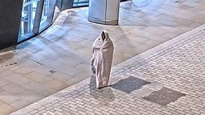 Sheeted Assailant Beats Ex-Colleague in London