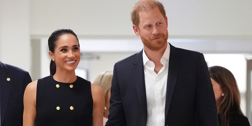 Meghan & Harry's Low-Key Aussie Arrival